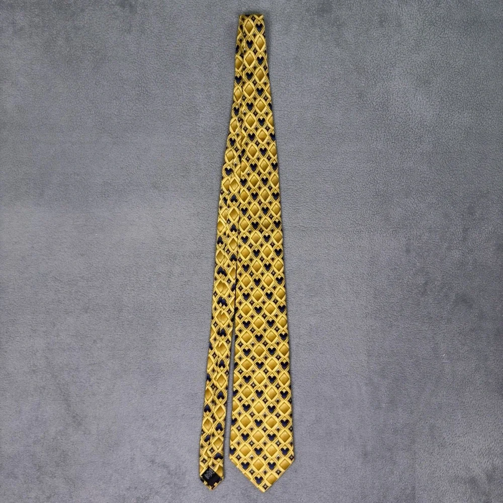Walt Disney World Tie Mens Gold Mickey Mouse Diamond Geometric Silk 58